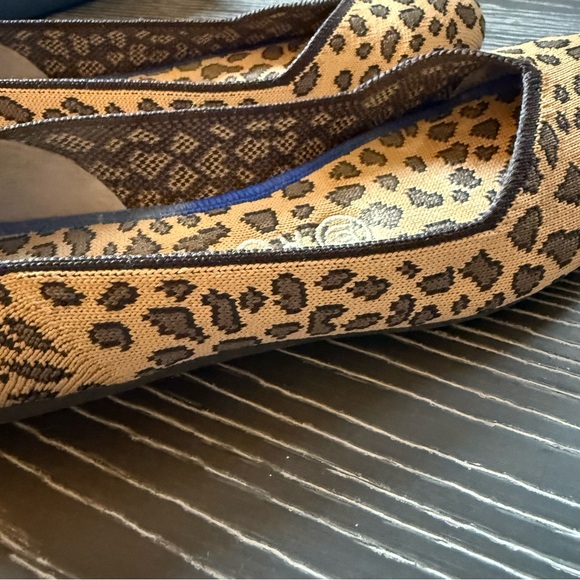 Rothy's Retired Rounded Toe Leopard Print Ballet Flats Size 6 - Picture 6 of 10